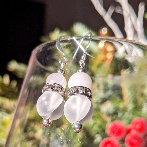 Rainbow Moonstone & Coated Quartz Earrings - Picture 2 of 4